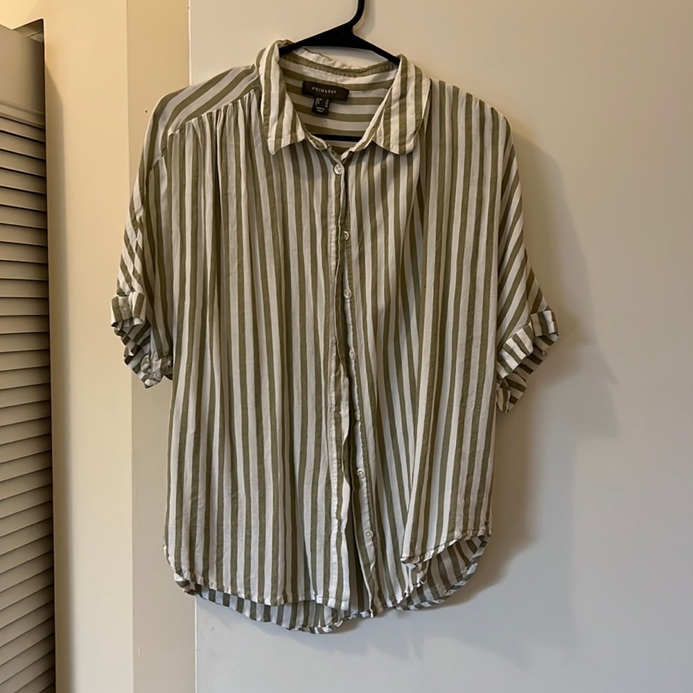 Primark button up T